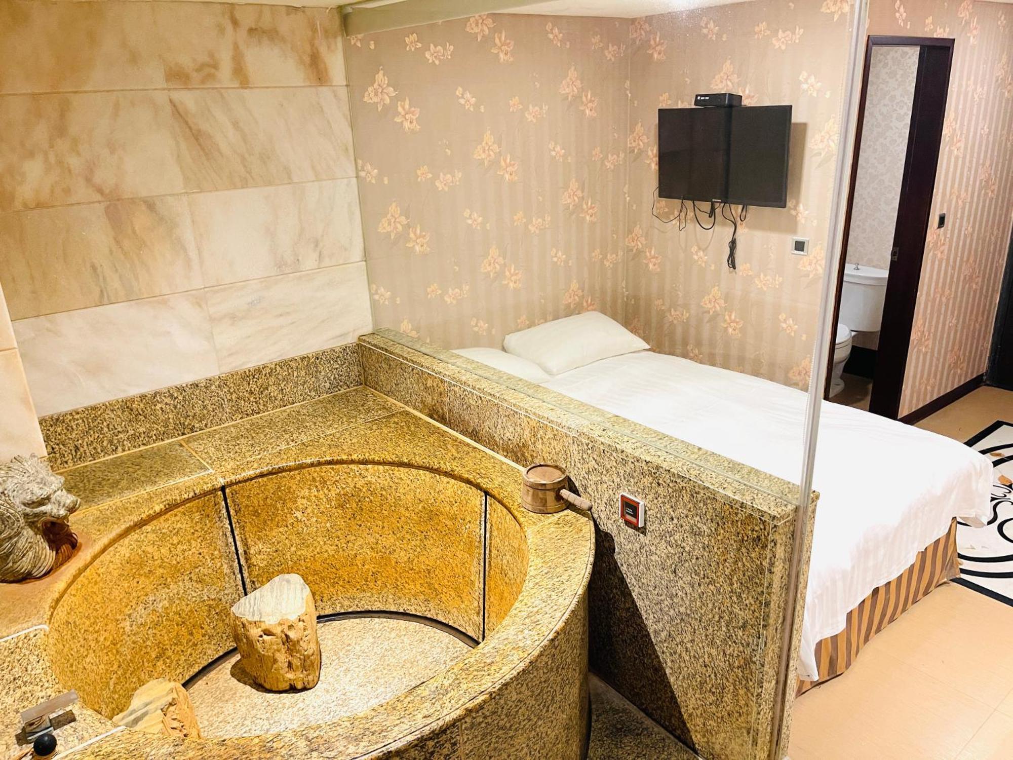 Grand Pleasure Spring Hotel Taipei Luaran gambar
