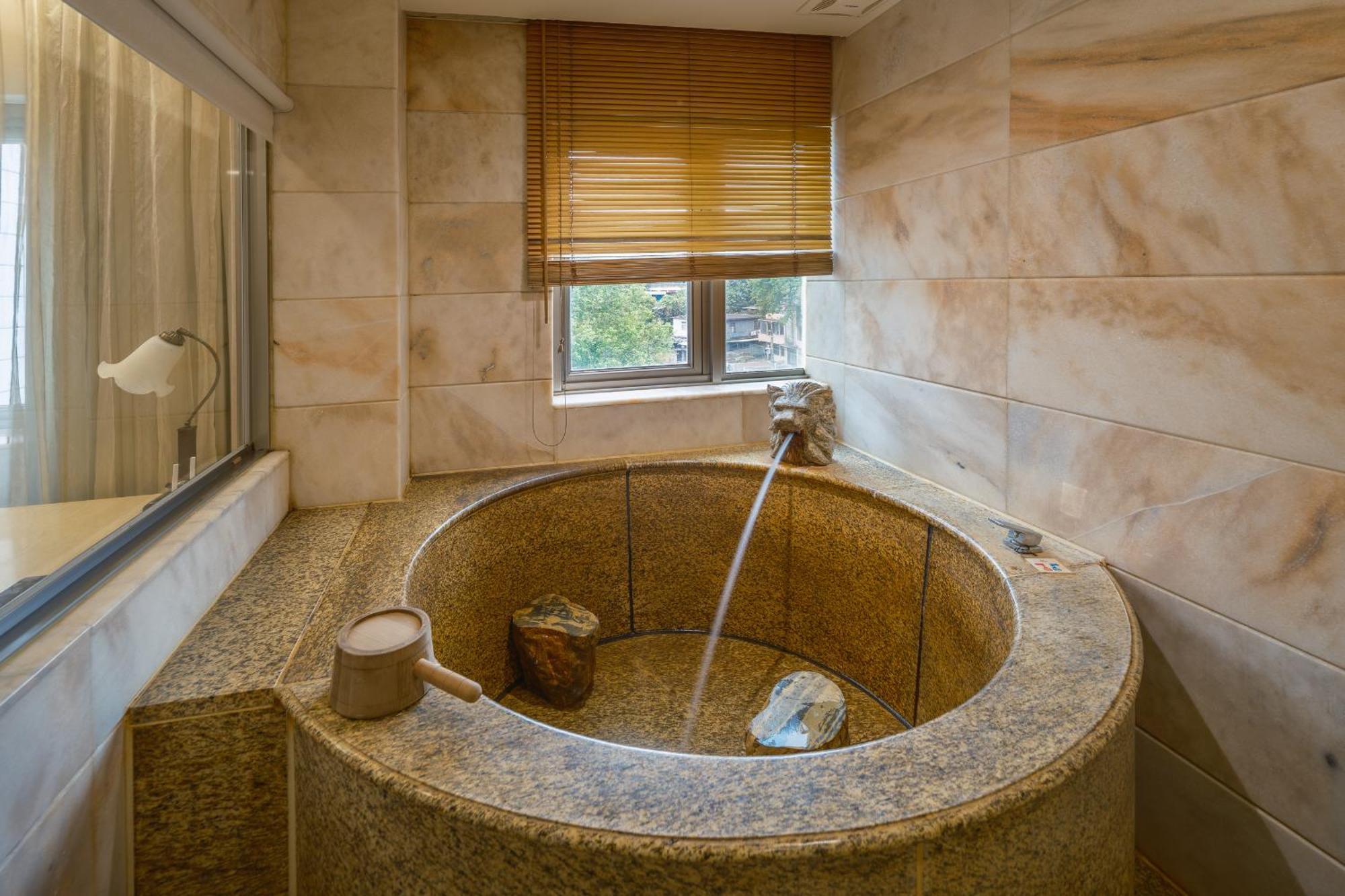 Grand Pleasure Spring Hotel Taipei Luaran gambar